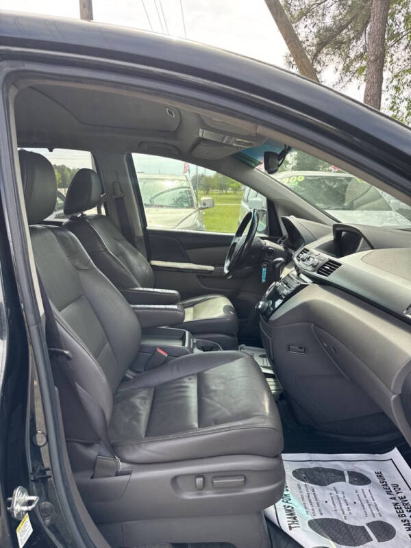 2011 Honda Odyssey EX-L - Photo 10