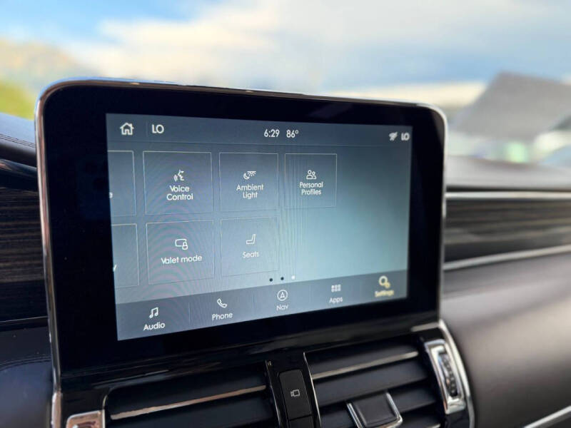 2021 Lincoln Navigator Black Label