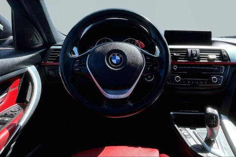 2012 BMW 3 Series 328i