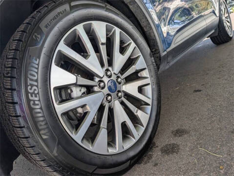 2020 Ford Escape Titanium