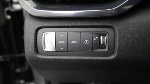 2025 GMC Acadia AT4