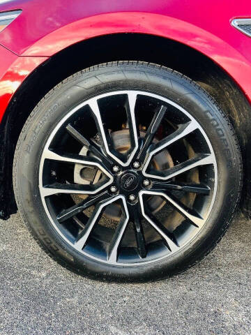 2018 Ford Taurus SEL