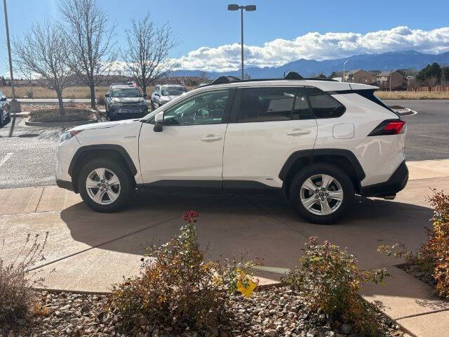 2019 Toyota RAV4 Hybrid XLE