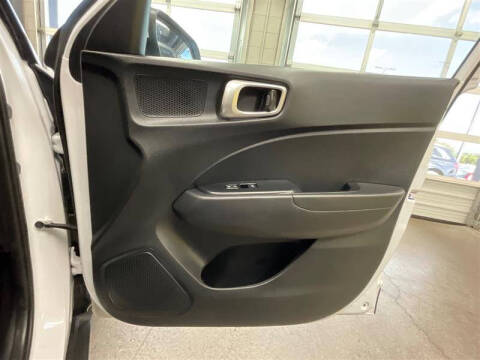 2021 Hyundai Venue SEL