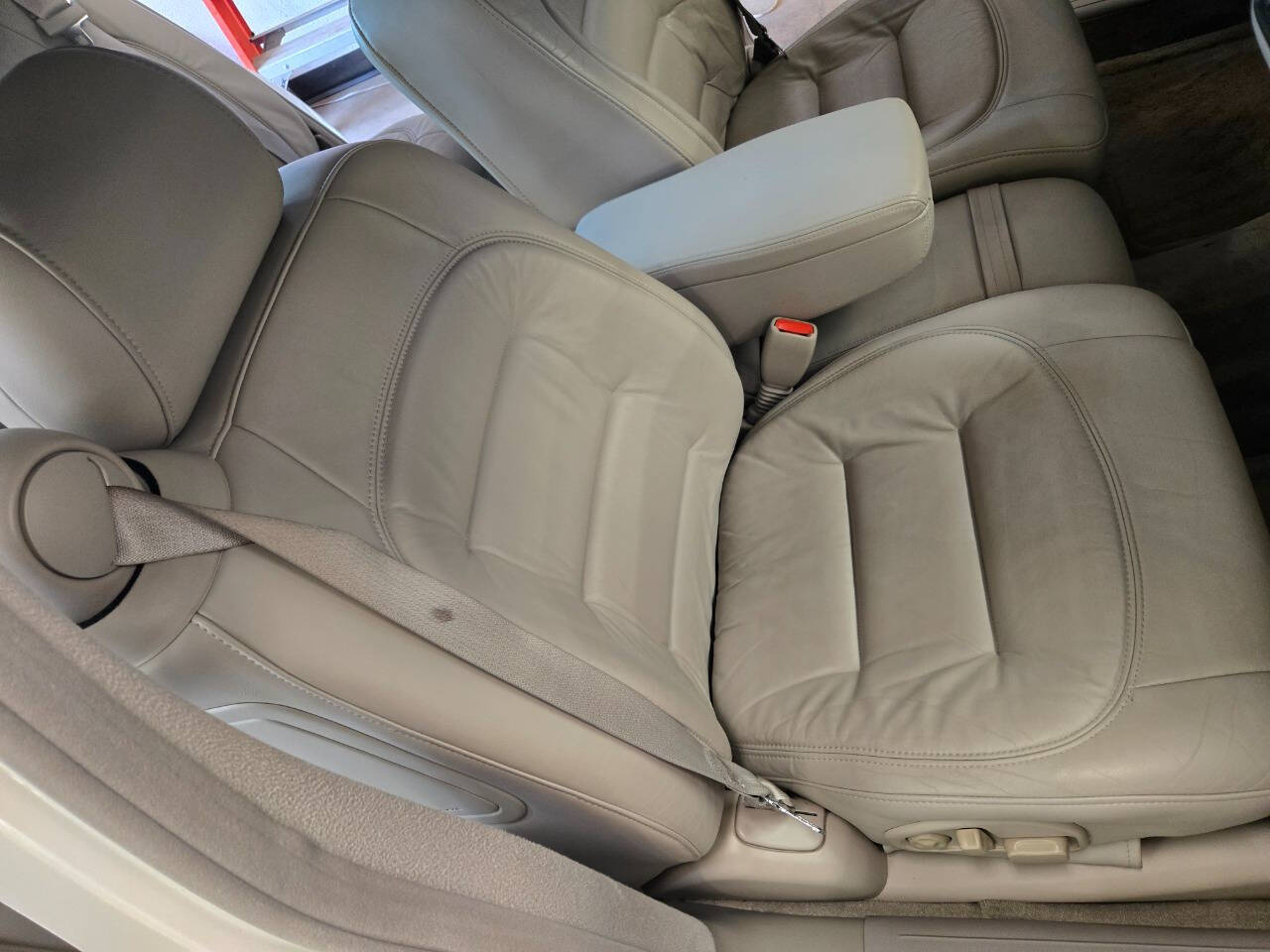 2002 Cadillac DeVille 100