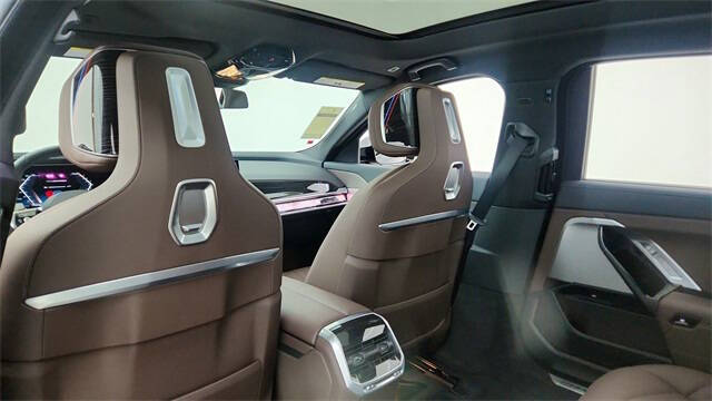 2024 BMW 7 Series 740i