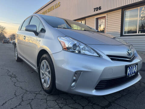 2012 Toyota Prius v Five
