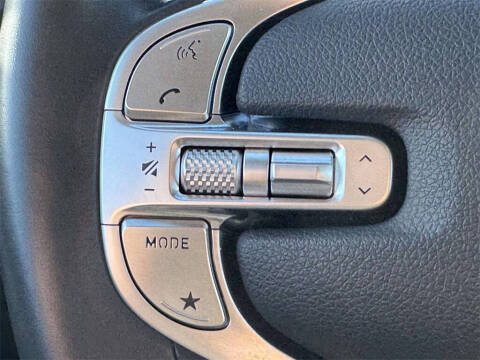 2023 Genesis GV70 2.5T Standard