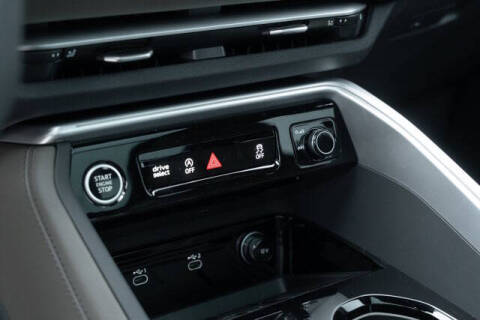 2025 Audi Q5 quattro Premium Plus TFSI