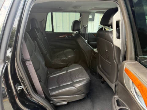 2015 Cadillac Escalade Luxury