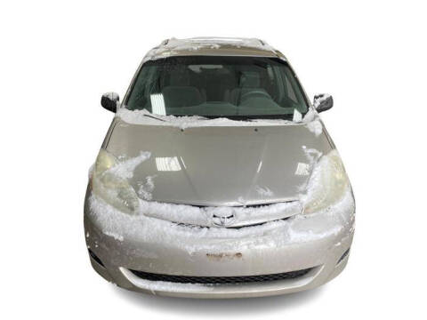 2006 Toyota Sienna LE 7 Passenger