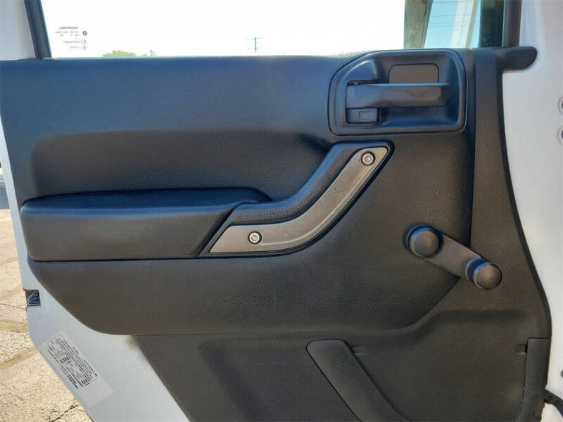 2016 Jeep Wrangler Sport