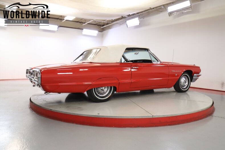 1964 Ford Thunderbird