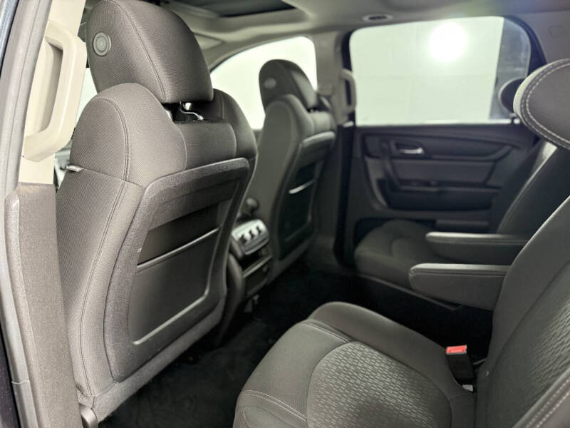 2015 GMC Acadia SLE-2