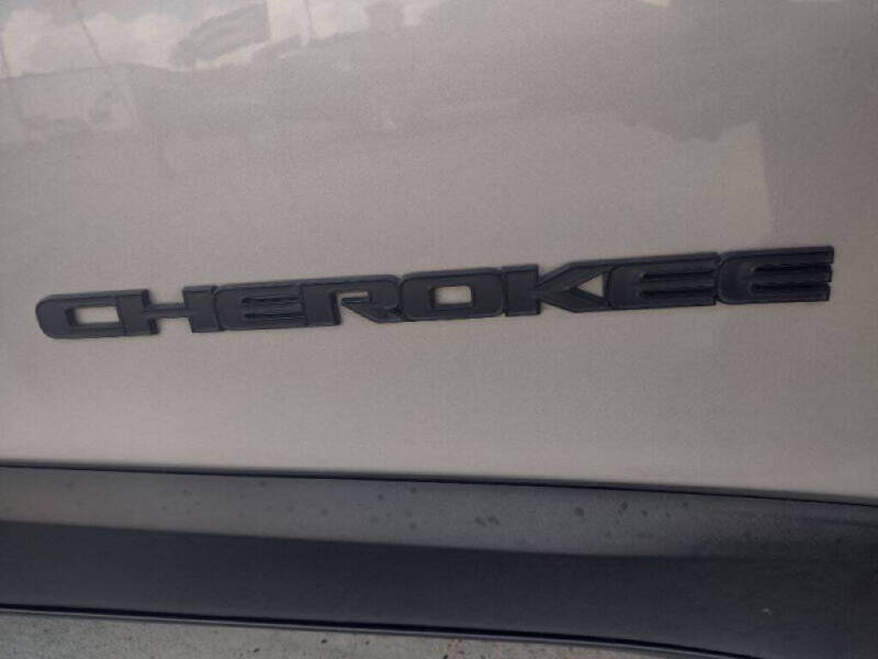 2020 Jeep Cherokee Latitude Plus
