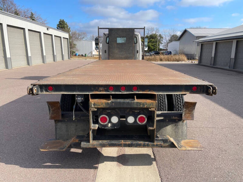 2012 Freightliner Business class M2