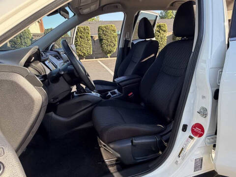 2020 Nissan Rogue S