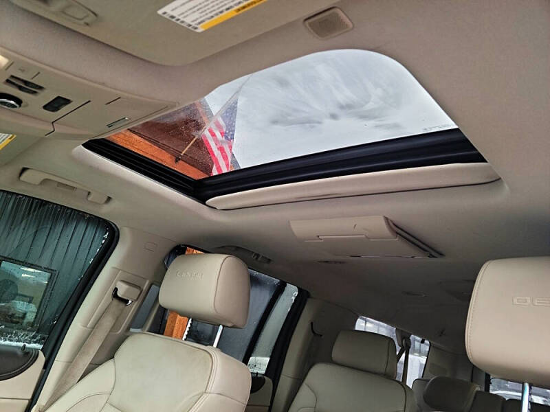 2017 GMC Yukon XL Denali