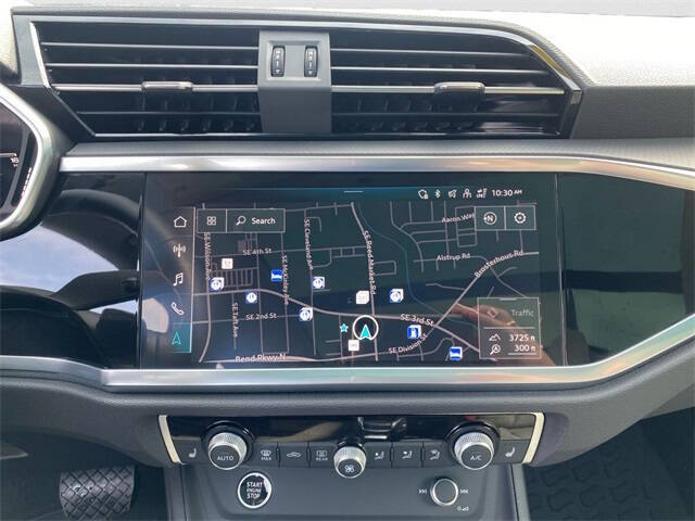 2025 Audi Q3 quattro S line Prem Plus 45 TFSI