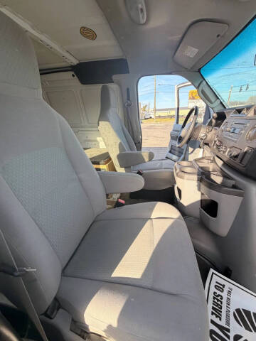 2012 Ford E-Series E-150