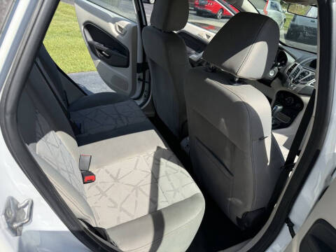 2013 Ford Fiesta SE