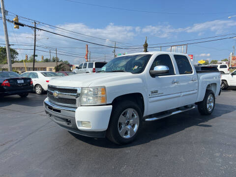 2009 Chevrolet Silverado 1500 for sale at Rucker's Auto Sales Inc. in Nashville TN