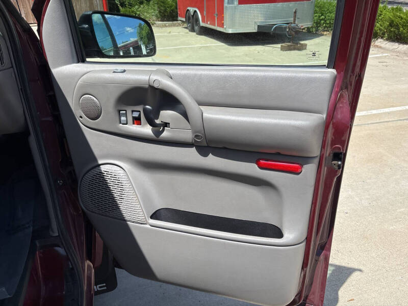 2004 GMC Safari