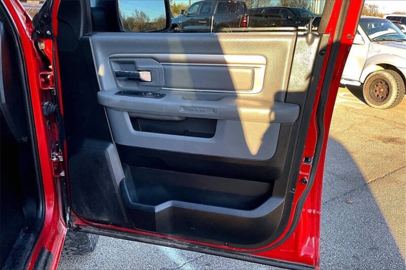 2019 RAM 1500 Classic SLT