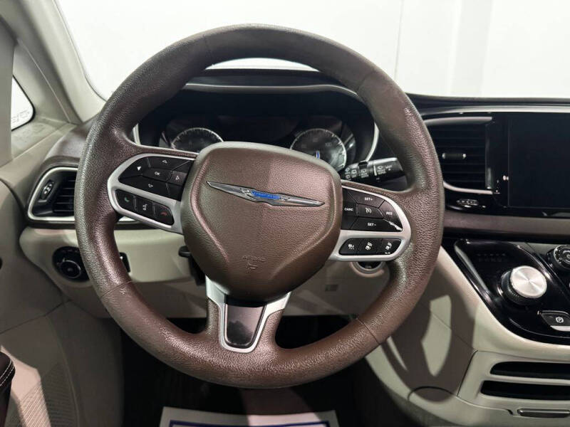 2020 Chrysler Pacifica Touring
