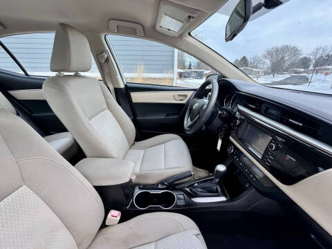 2016 Toyota Corolla LE