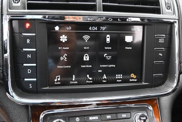 2017 Lincoln Continental Reserve