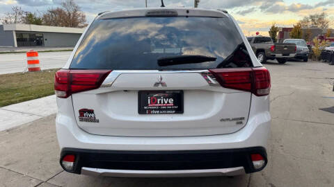 2016 Mitsubishi Outlander