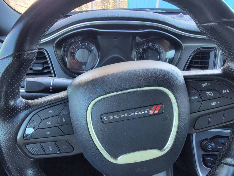 2020 Dodge Challenger SXT