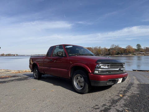 2002 Chevrolet S-10 LS