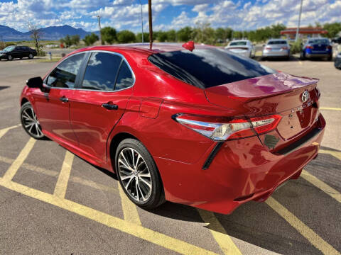 2020 Toyota Camry SE