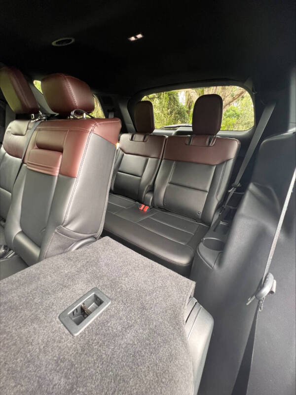 2022 Ford Explorer Platinum