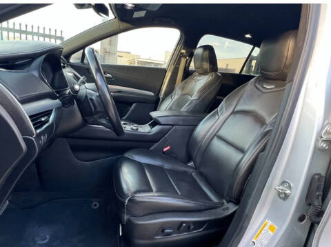 2021 Cadillac XT4 Premium Luxury