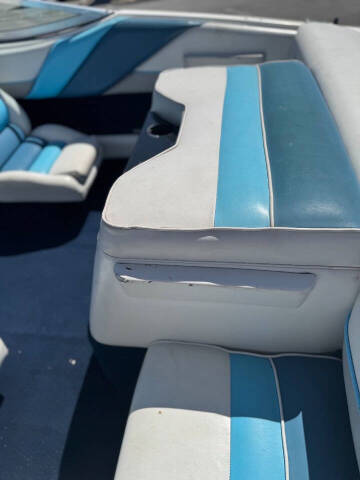 1992 Chaparral 1900SLC