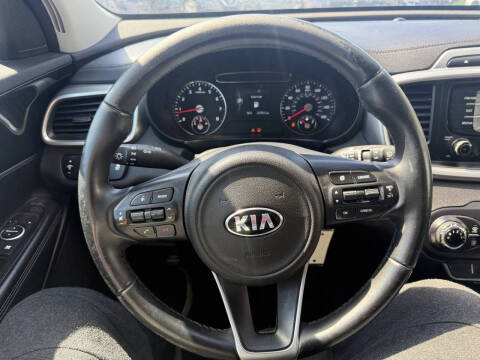 2016 Kia Sorento LX