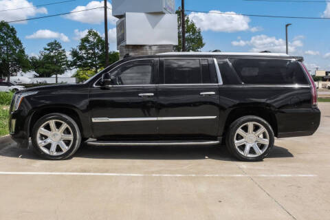 2018 Cadillac Escalade ESV Luxury