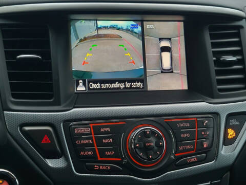 2019 Nissan Pathfinder SL