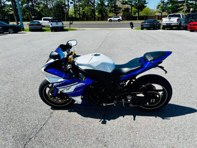 2014 Yamaha YZF-R1