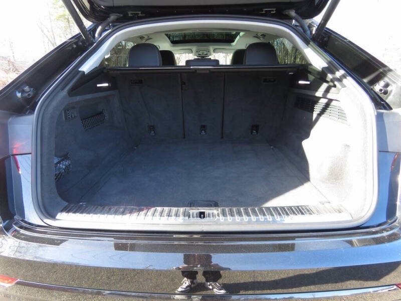 2022 Audi Q8 quattro Prestige 55 TFSI