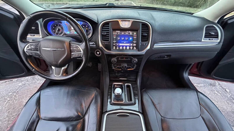 2016 Chrysler 300 Limited