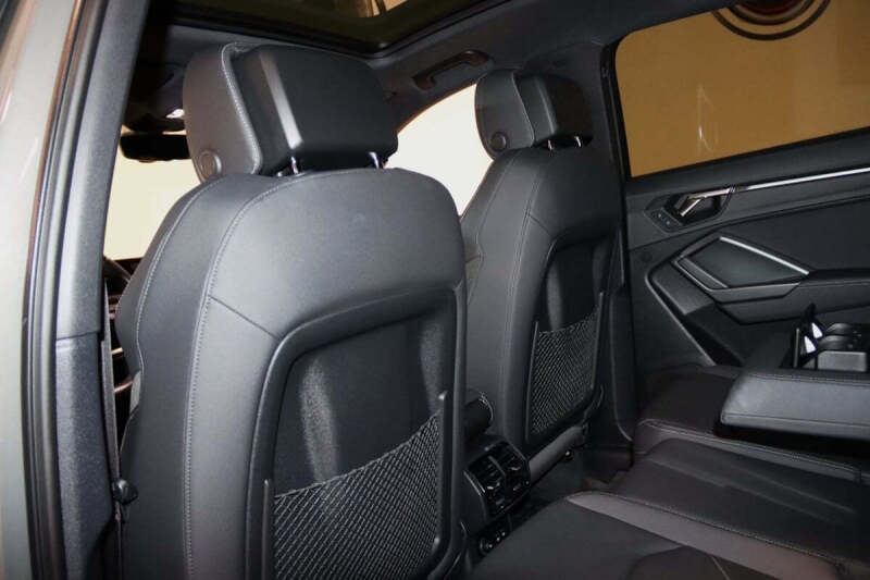 2021 Audi Q3 quattro S line Prem Plus 45 TFSI