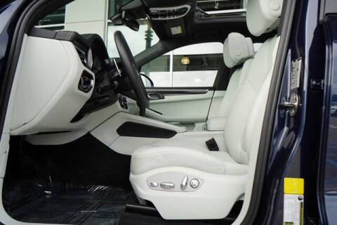 2023 Porsche Macan S