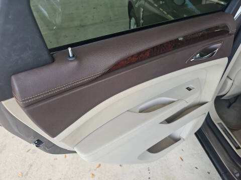 2011 Cadillac SRX Luxury Collection