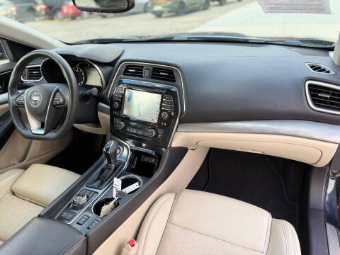 2017 Nissan Maxima 3.5 SV