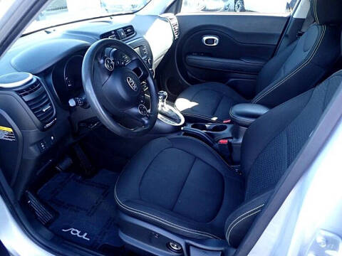 2016 Kia Soul +
