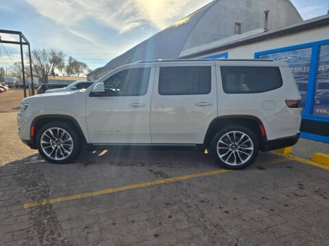 2022 Jeep Wagoneer